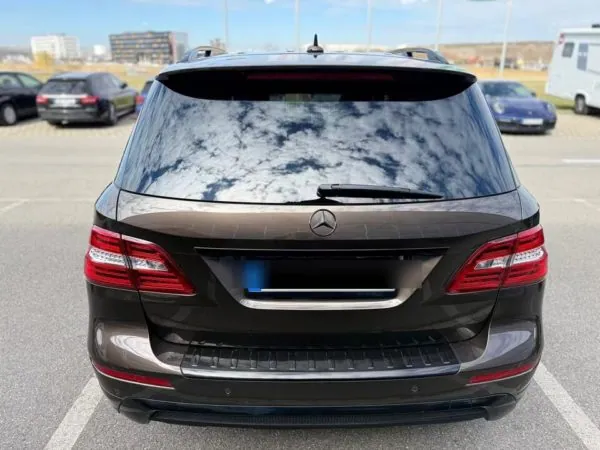 Mercedes 1
