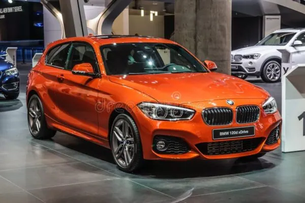 BMW 1er Motorschaden: Überblick Kosten / Symptome