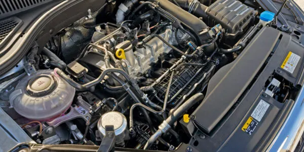 Ohne Kühlwasser gefahren: Motorschaden, Kosten & was jetzt zu tun ist