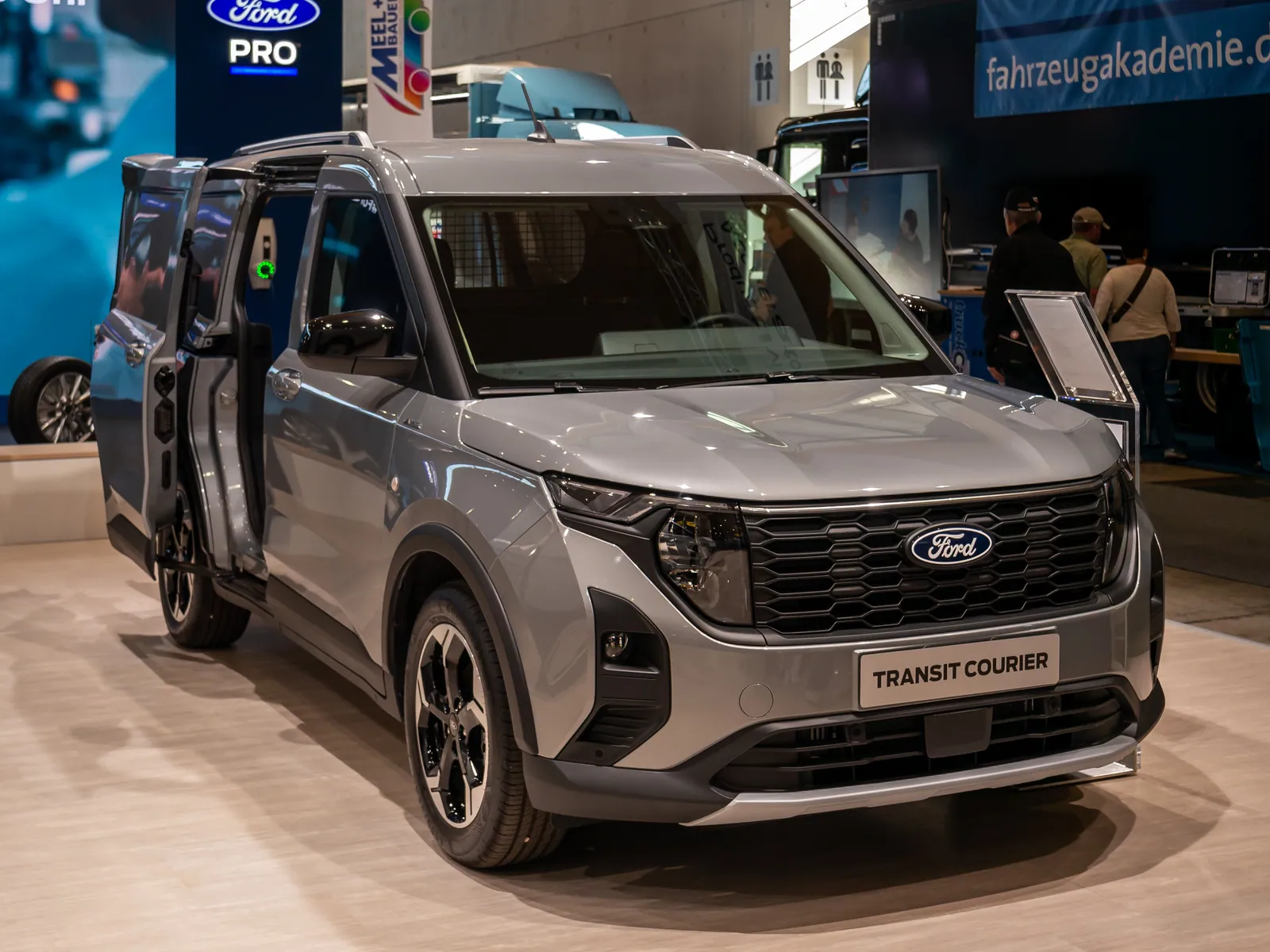 Motorschaden beim Ford Transit: Alle Kosten & Warnsignale
