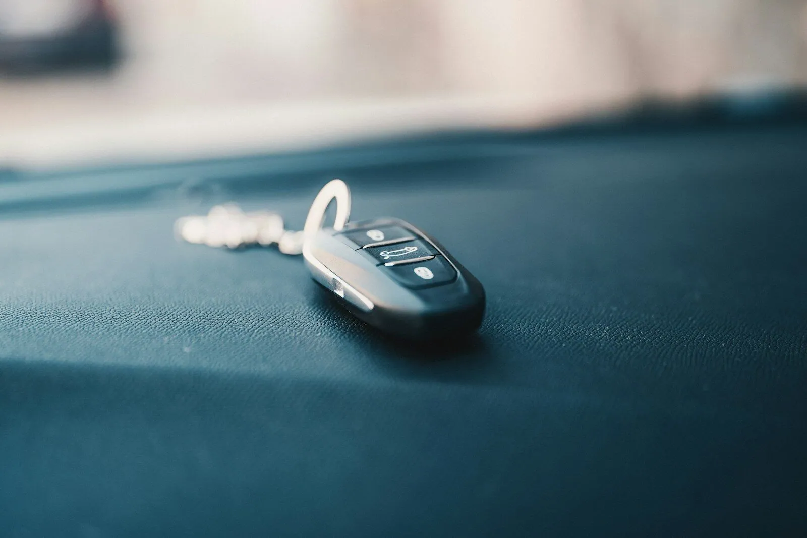 Auto verkaufen Versicherung kündigen – Achtung: Mach nicht diesen teuren Fehler