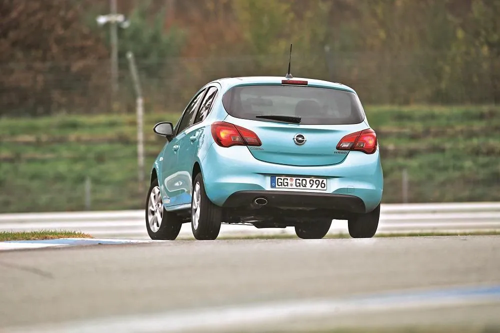 Opel Corsa Motorschaden – Alle Ursachen / Kosten im Überblick