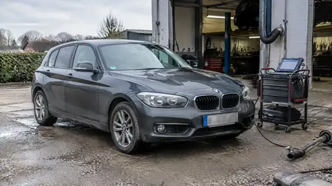 BMW 3-Zylinder-Diesel bei der Motorprüfung